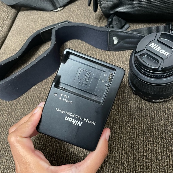 NIKON D3100 - Picture 3 of 9